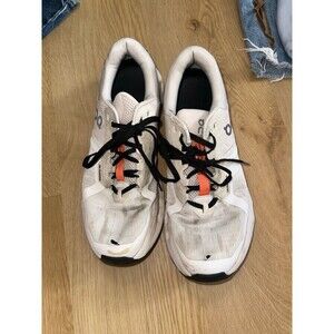 On cloud women’s shoes